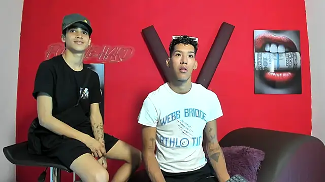 GREEN BOYS online show from 6, 3, 2026
