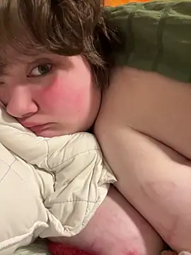 Snapshot of plushietoy chatting on 21, 2, 2026 plushietoy online show from 21, 2, 2026