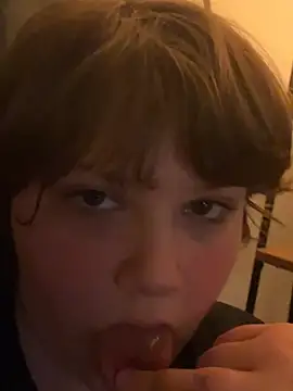 Snapshot of plushietoy chatting on 22, 2, 2026 plushietoy online show from 22, 2, 2026