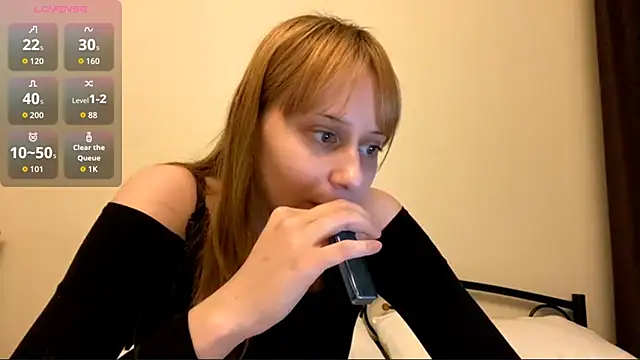 Snapshot of TriciaHartery chatting on 27, 2, 2026 TriciaHartery online show from 27, 2, 2026