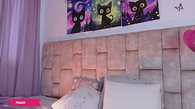 MiiaBlumm  online show from 22, 3, 2026