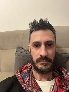 livegreek online show from 14, 4, 2026