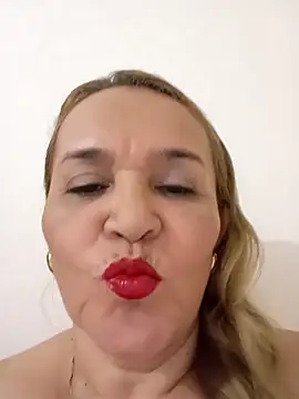 charlotte milf30 online show from 15, 3, 2026