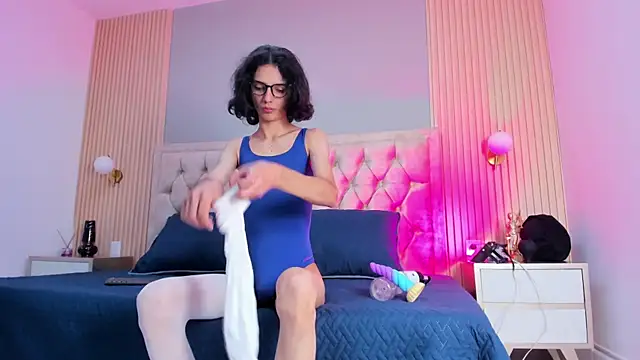 Hxxyro online show from 14, 4, 2026