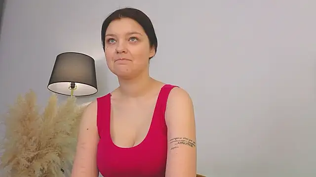 DeliaEffy online show from 22, 2, 2026