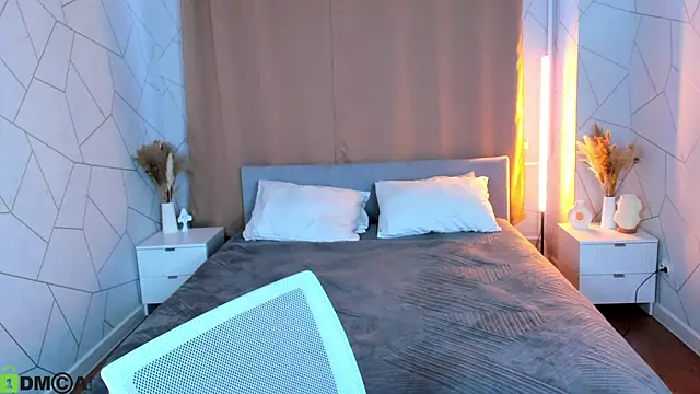 luna c0ra online show from 16, 4, 2026