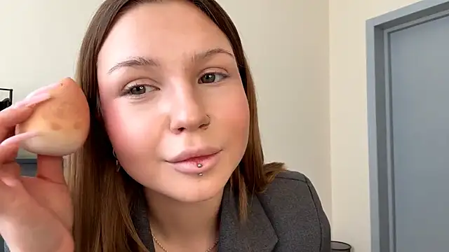 Snapshot of PledHoly chatting on 20, 2, 2026 PledHoly online show from 20, 2, 2026