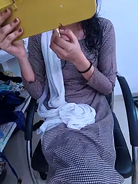 tanzum khan3202 online show from 4, 4, 2026