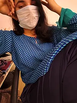 tanzum khan3202 online show from 15, 4, 2026