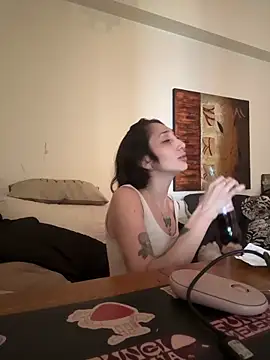 FrutillitaXX online show from 15, 4, 2026