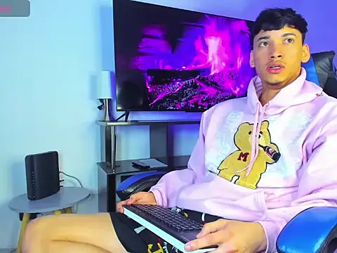 Lyam Russo online show from 30, 3, 2026