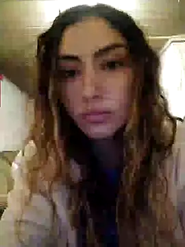 Larinhacat online show from 17, 2, 2026