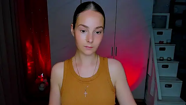 Maddy Wood  online show from 11, 7, 2026