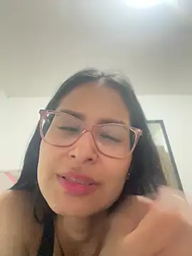 RousseBelle online show from 27, 2, 2026