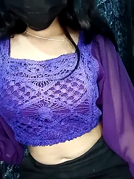 Cutie babes01 online show from 28, 2, 2026