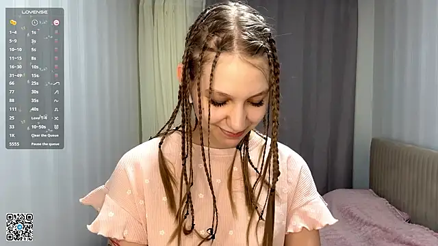 Snapshot of HollyGibson chatting on 18, 2, 2026 HollyGibson online show from 18, 2, 2026