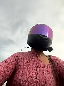 aleessiia online show from 13, 4, 2026