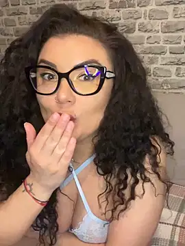 EvaPatricia online show from 13, 3, 2026