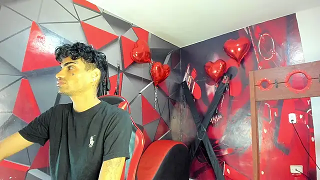 Snapshot of Gay_Red_Room chatting on 21, 2, 2026 Gay Red Room online show from 21, 2, 2026