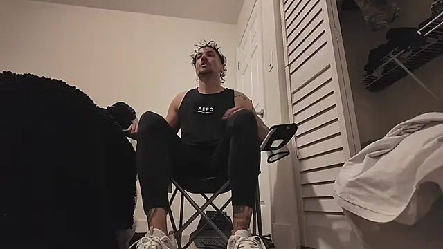 Snapshot of Alejandrosolerxxx chatting on 24, 2, 2026 Alejandrosolerxxx online show from 24, 2, 2026