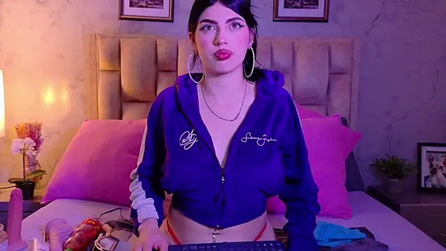 Snapshot of IsabellaRossi chatting on 30, 4, 2026 IsabellaRossi online show from 30, 4, 2026