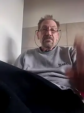 Costy601 online show from 10, 4, 2026