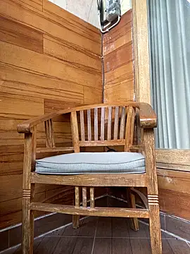 Anton blond online show from 29, 3, 2026