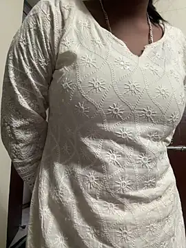 meenu cuties online show from 19, 3, 2026