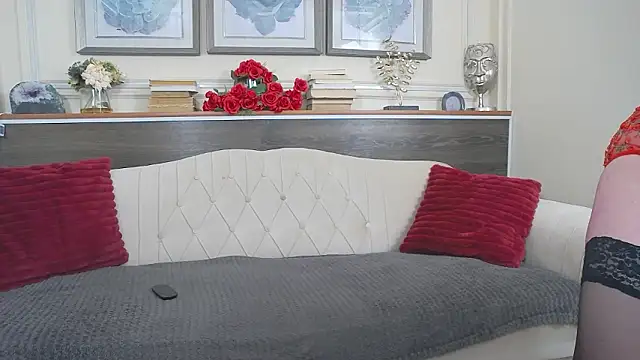 MaddyVelvet online show from 14, 3, 2026