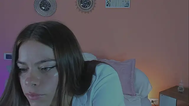 Snapshot of Luna_velmont chatting on 23, 2, 2026 Luna velmont online show from 23, 2, 2026