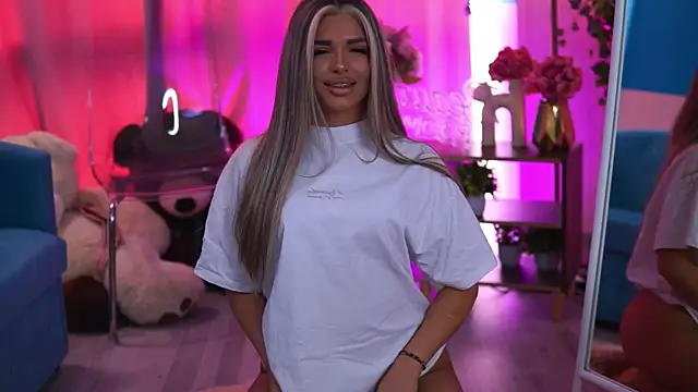 CrisstyBlair online show from 10, 4, 2026