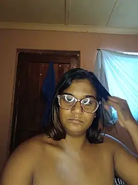 indianstrawberrylips4u online show from 3, 6, 2026