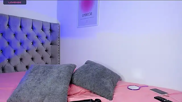 eva cutee  online show from 29, 3, 2026