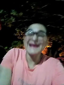 pareja latina2214 online show from 17, 3, 2026