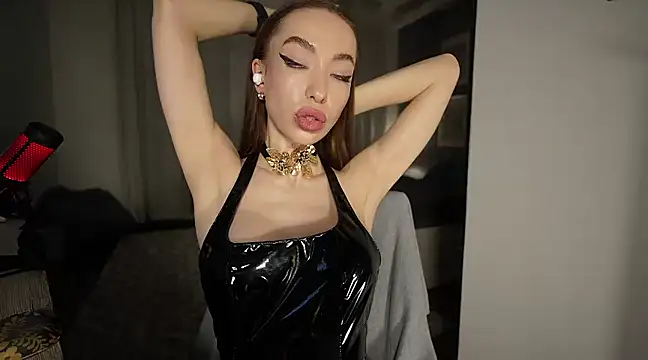 supreme dominatrix online show from 7, 3, 2025