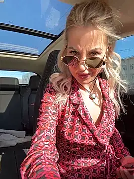 LisaMurr online show from 2, 4, 2026