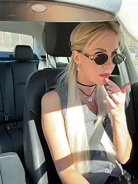 LisaMurr online show from 10, 4, 2026