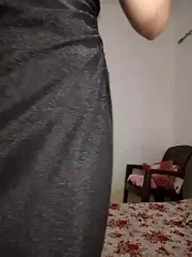 cute girl 29 online show from 3, 4, 2026