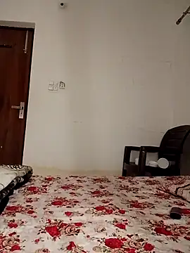 cute girl 29 online show from 15, 4, 2026