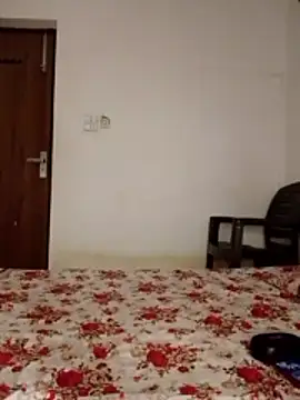 cute girl 29 online show from 23, 4, 2026