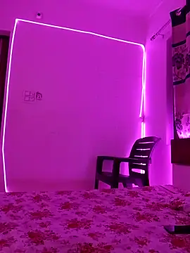 cute girl 29 online show from 25, 4, 2026