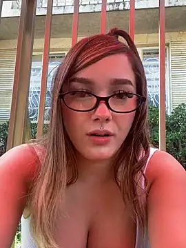 Snapshot of Lia_millerl chatting on 28, 2, 2026 Lia millerl online show from 28, 2, 2026