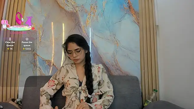 Carolina pm online show from 6, 4, 2026