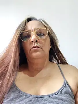 Noemipopi online show from 5, 4, 2026