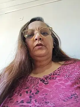 Noemipopi online show from 24, 6, 2026