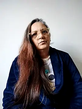 Noemipopi online show from 5, 7, 2026