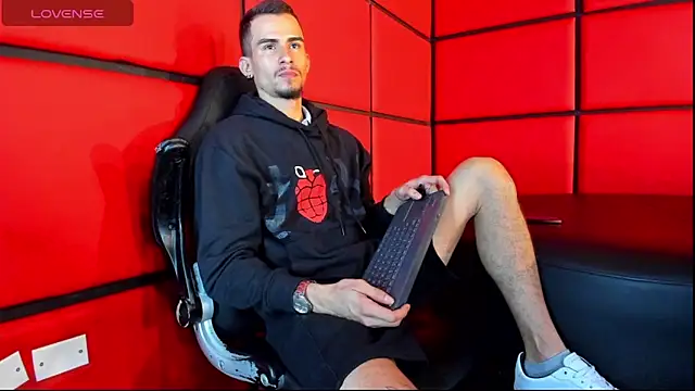 SharonTygaX online show from 6, 3, 2026