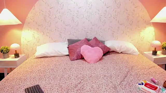 Snapshot of Angelie_Rosebrm chatting on 24, 2, 2026 Angelie Rosebrm online show from 24, 2, 2026