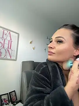 Destinylovex online show from 3, 3, 2026