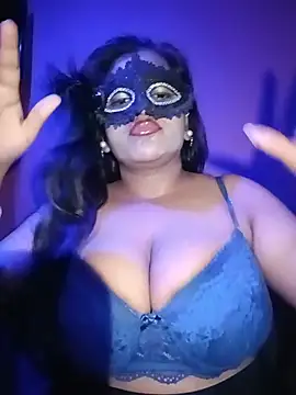 Hot Girl Dimple online show from 15, 7, 2026